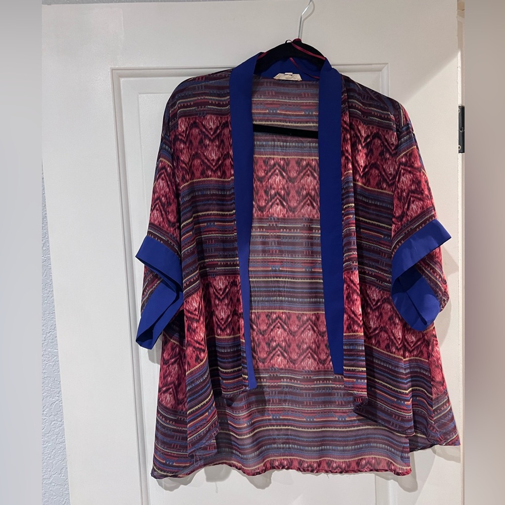 Sheer printed kimono